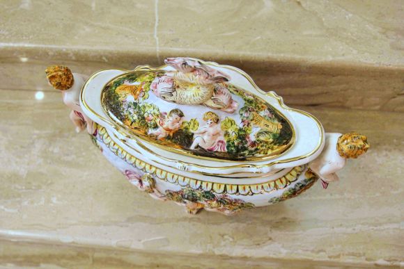 Невероятная супница - ваза ЛАДЬЯ Capodimonte