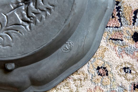 Оловянная тарелка - житель леса - Благородный Олень