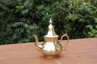 Идеальный винтажный латунный чайник Идеальный винтажный латунный чайник