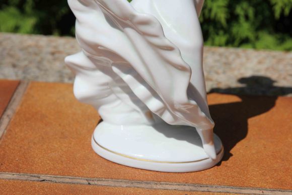 Изящная статуэтка "Танцовщица". Wallendorf Германия. Винтаж. 20 век.