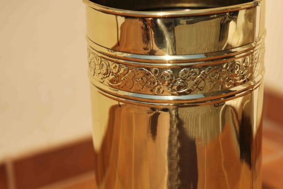 Чудесная зонтница или ваза. Европа. Начало 20 века. Латунь. Реставрация