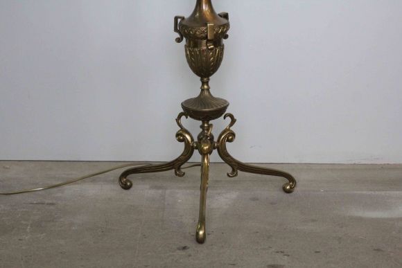 Напольный старинный торшер. Европа. Начало 20 века