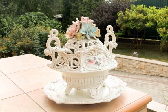 Миниатюрная старинная супница Bassano Italy