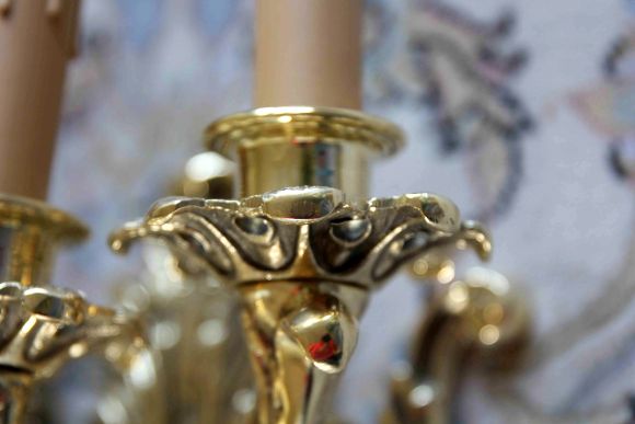 Потрясающие массивные бра на 3 свечи сделаны из латуни