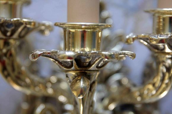 Потрясающие массивные бра на 3 свечи сделаны из латуни