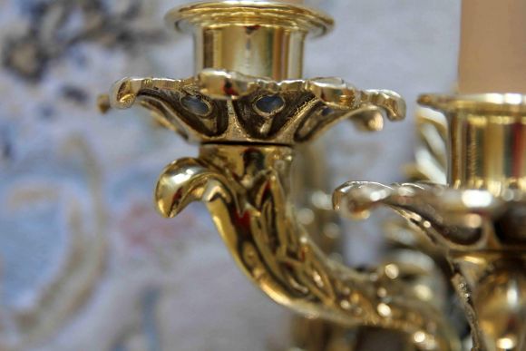Потрясающие массивные бра на 3 свечи сделаны из латуни