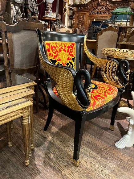 Винтажное оригинальное кресло versace версаче