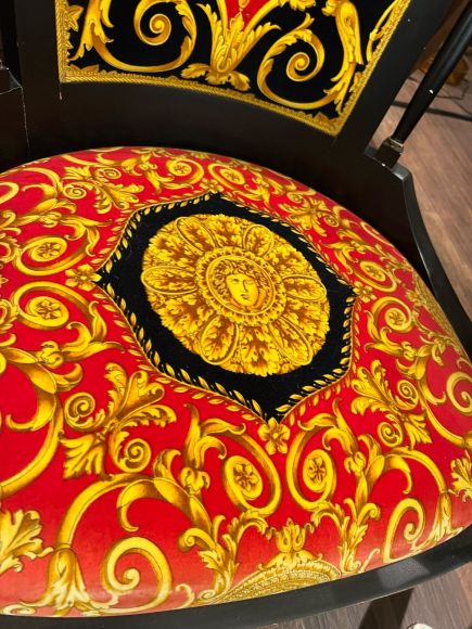 Винтажное оригинальное кресло versace версаче