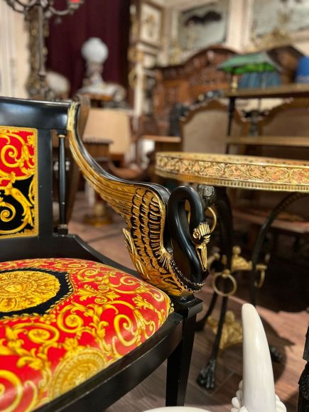 Винтажное оригинальное кресло versace версаче