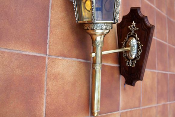 Антикварный каретный фонарь - бра