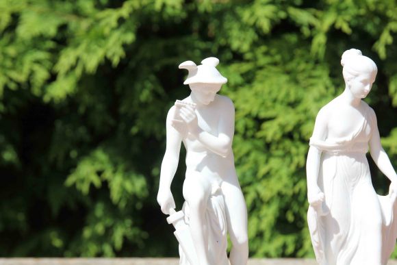 Антикварная статуэтка из бисквитного фарфора "Бог Гермес" и "Богиня плодородия". Копенгаген, Дания.