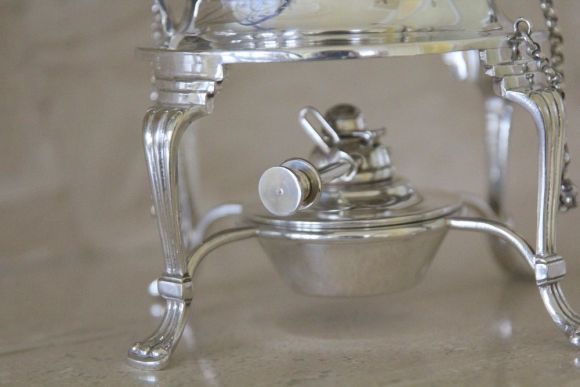 Антикварная бульотка с серебре. Идеальное состояние