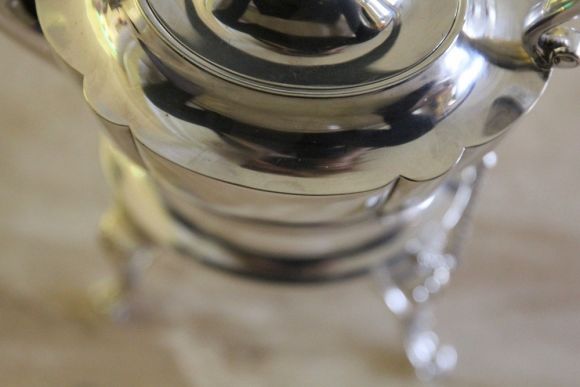 Антикварная бульотка с серебре. Идеальное состояние