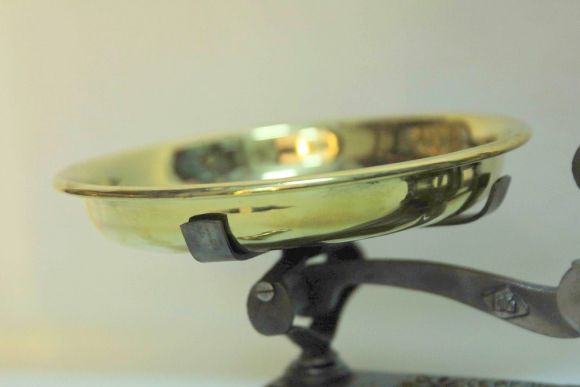 Старинные весы в прекрасно состоянии! начало 20 вв. Европа