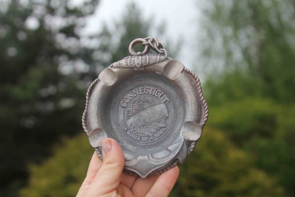 Американская оловянная пепельница "CONNECTICUT"