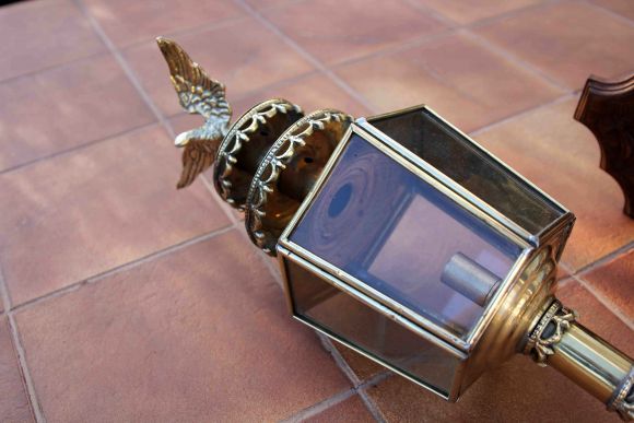 Старинный каретный фонарь - настенное бра