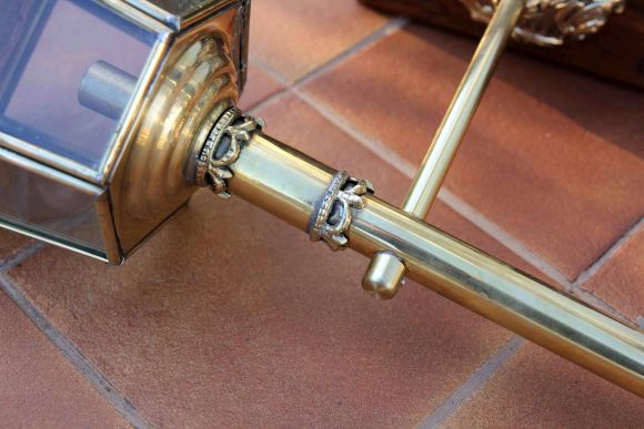 Старинный каретный фонарь - настенное бра