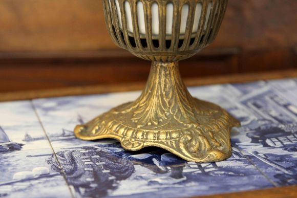 Старинная керосиновая лампа С интересным стеклом!