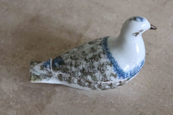 Голубь-масленка Кузнецовский фарфор. Россия