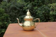 Интересный латунный чайник примерно на 700 г Интересный латунный чайник примерно на 700 г