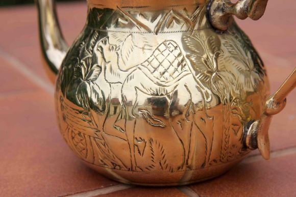 Интересный латунный чайник примерно на 700 г