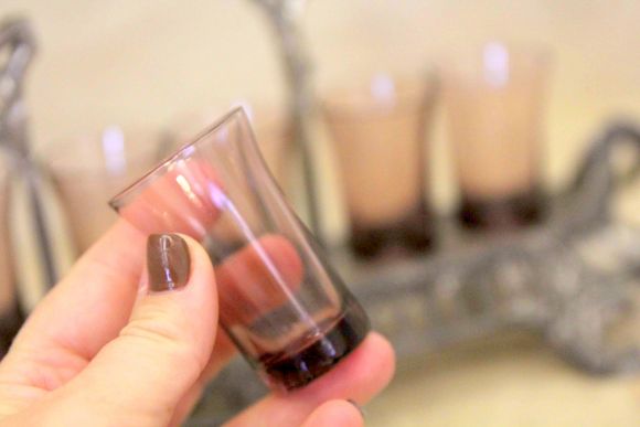 Антикварные рюмочки на подставке