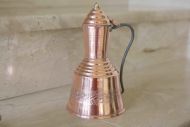 Очаровательный медный кувшинчик для масла
