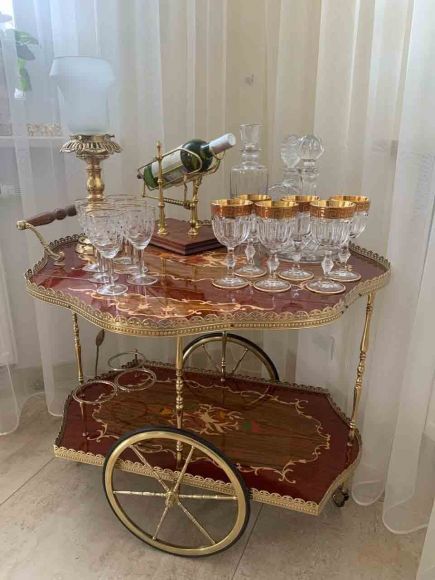 Складной сервировочный столик, маркетри.