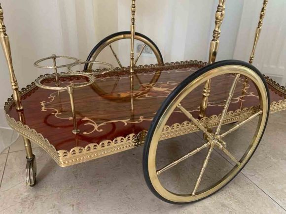 Складной сервировочный столик, маркетри.