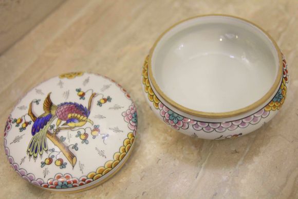 Удивительная шкатулка Limoges. Восхитительное состояние