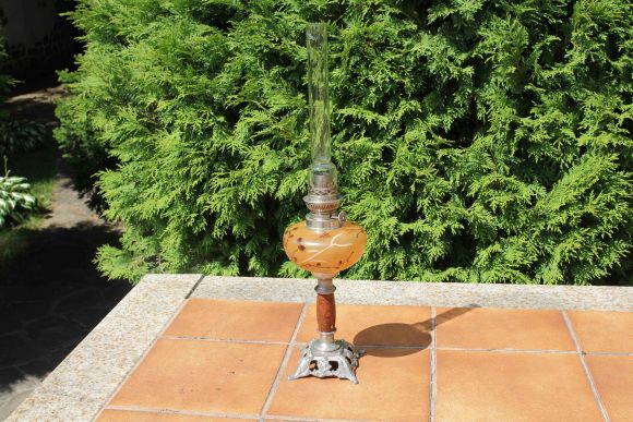 Антикварная керосиновая лампа. Европа. Начало 20 века