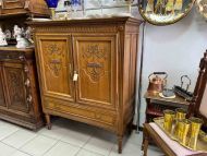 Изысканный комод в стиле модерн