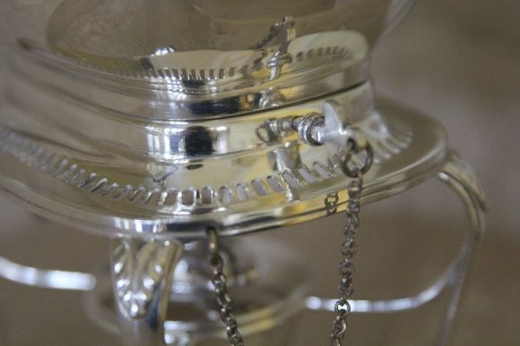 Старинная посеребренная бульотка. Европа. Середина 20 века