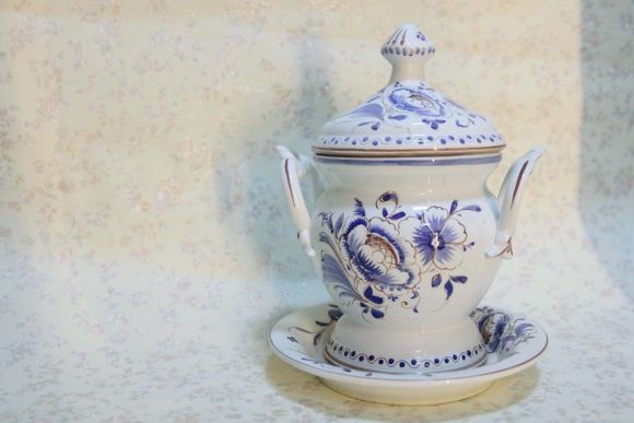 Антикварная вазочка ручная роспись. Португалия. Начало 20 века