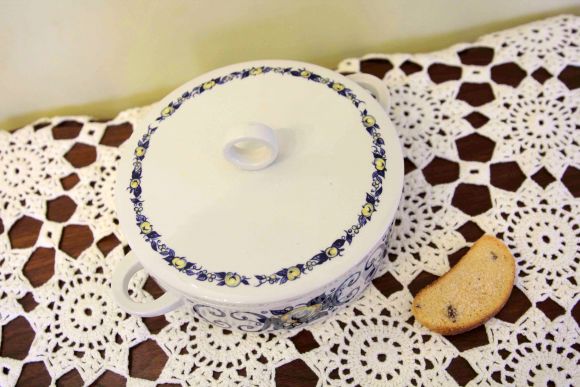 Керамическая сухарница VOLLIROY&BOCH