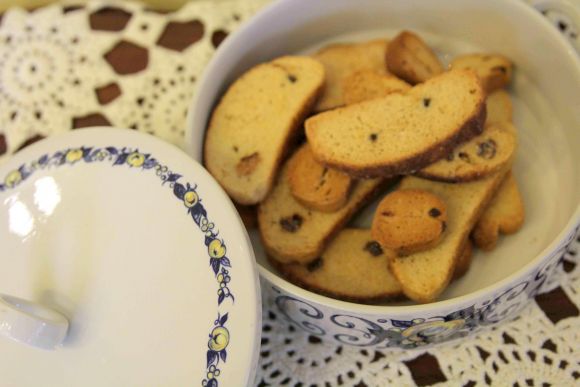 Керамическая сухарница VOLLIROY&BOCH