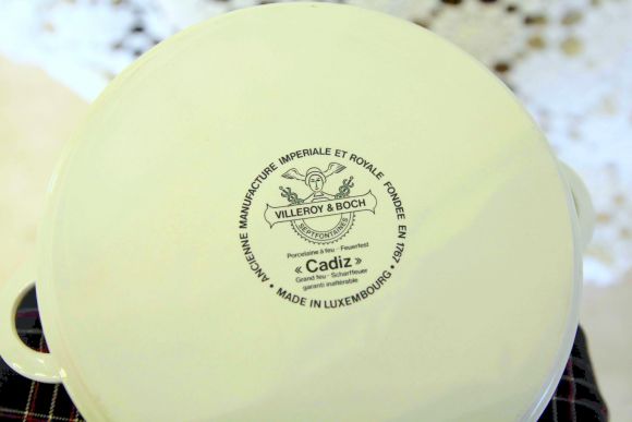 Керамическая сухарница VOLLIROY&BOCH