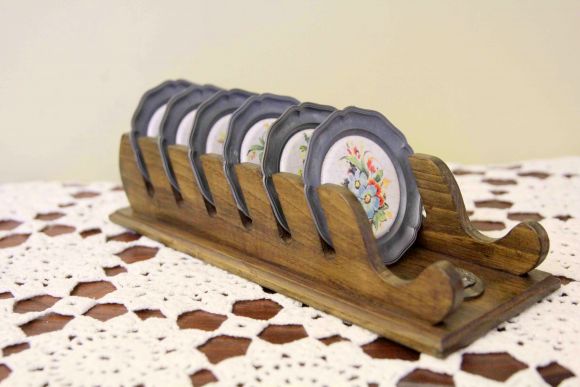 Винтажный набор тарелочек ИЗ ОЛОВА