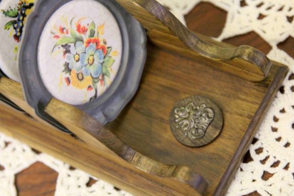 Винтажный набор тарелочек ИЗ ОЛОВА