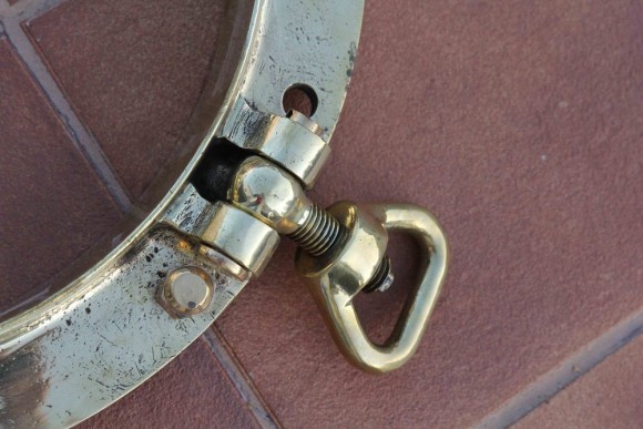 Старинный корабельный иллюминатор. Европа.Начало 20 века