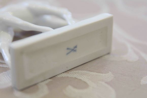 Статуэтка: Великолепный белоснежный олененок BAMBI от MEISSEN