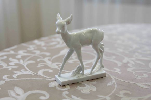 Статуэтка: Великолепный белоснежный олененок BAMBI от MEISSEN