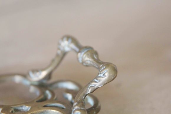 Винтажная ажурная подставка под горячее