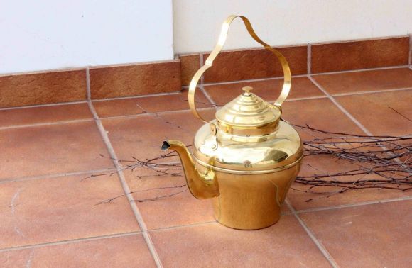 Кухонная Винатжная утварь - Чайник из латуни. Превосходное состояние