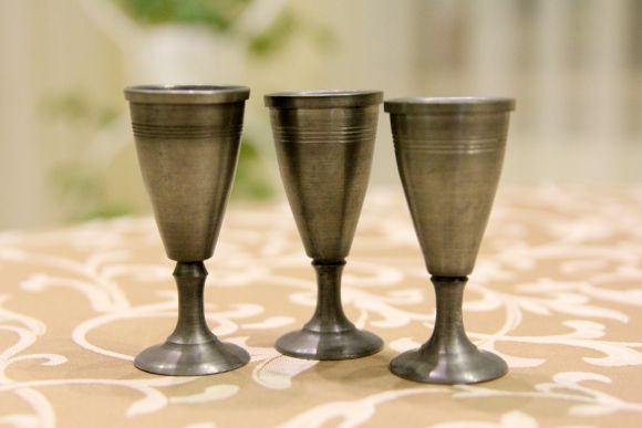Волшебные рюмочки из олова. Винтаж