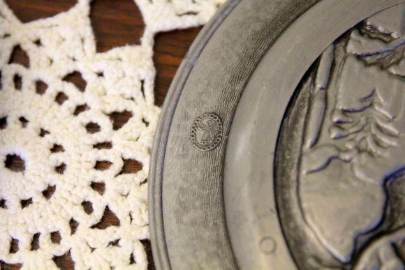 Шикарный набор оловянных тарелок ОХОТА