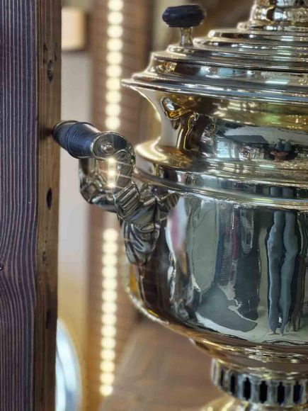 Самовар 19 века, Баташевы, медали. Фасон полуваза