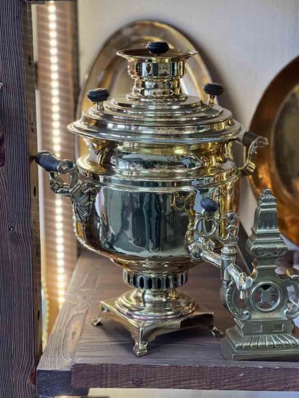 Самовар 19 века, Баташевы, медали. Фасон полуваза