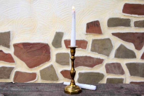 Мощный винтажный подсвечник в патине