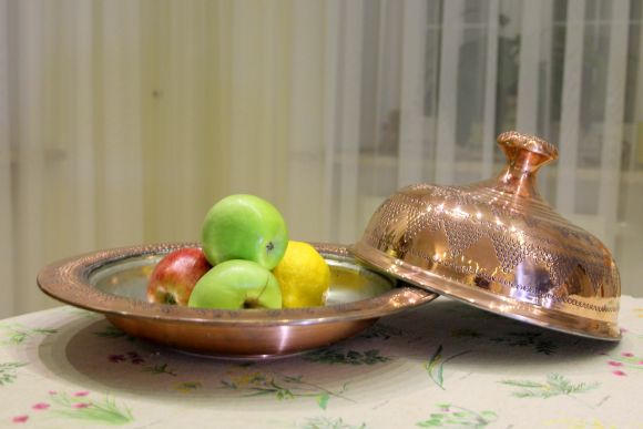 Медное блюдо с крышкой